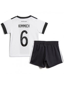 Otroški Nogometna dresi replika Nemčija Joshua Kimmich #6 Domači SP 2022 Kratek rokav (+ hlače)